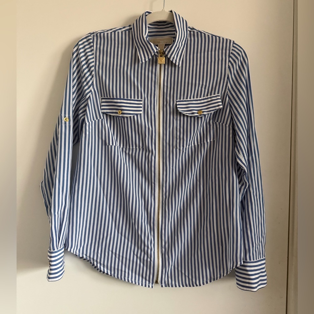 MICHAEL Michael Kors Railroad Stripe Roll-Tab Sleeve Zip Front top, size small.